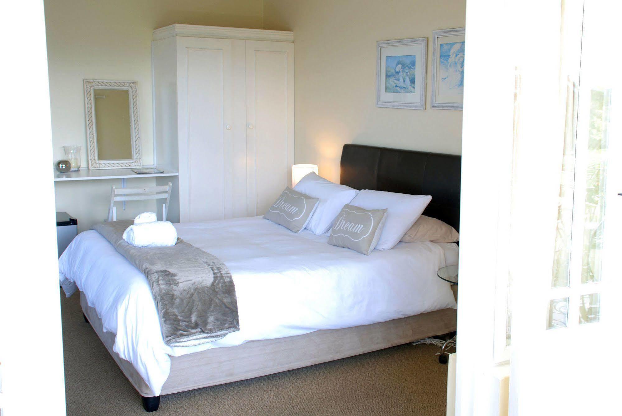 Mandalay Guest House Plettenberg Bay Dış mekan fotoğraf